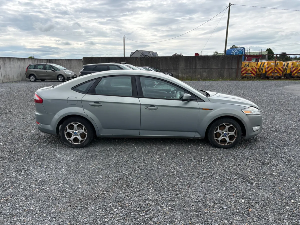 Ford Mondeo 2010 - Image 4