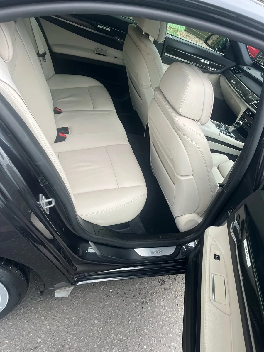 15 bmw 730d lwb m sport - Image 4