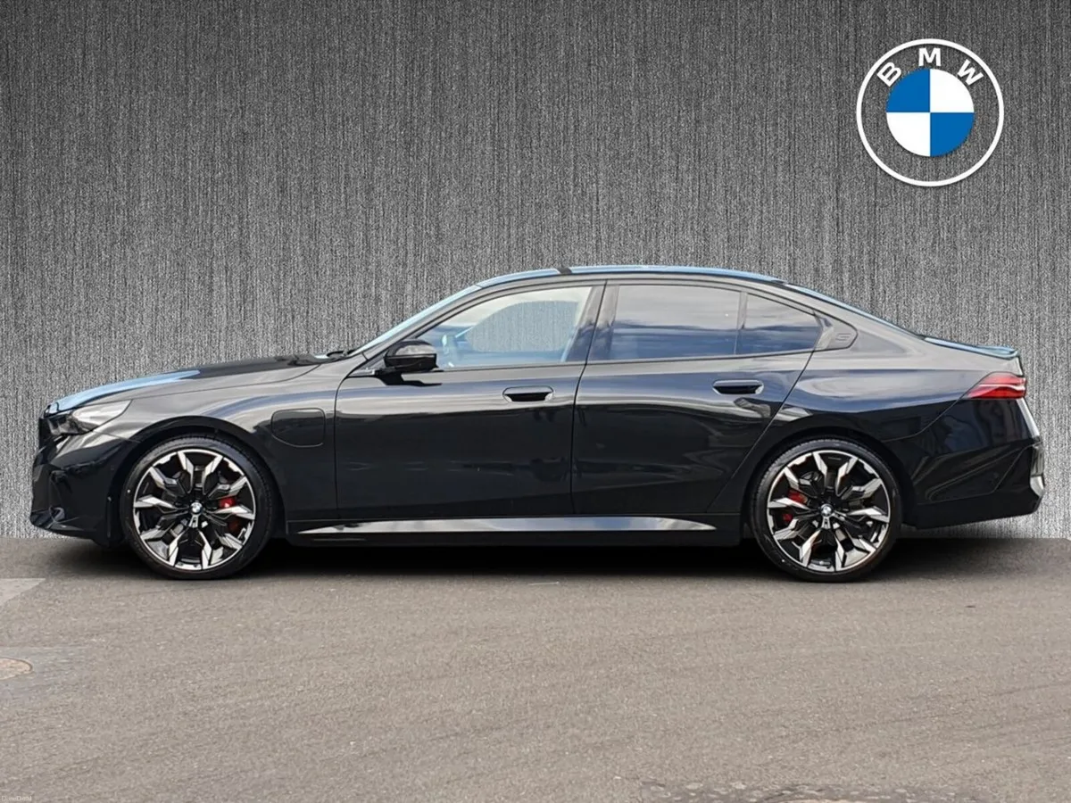 BMW 5-Series 530e M Sport Pro Saloon - Image 4