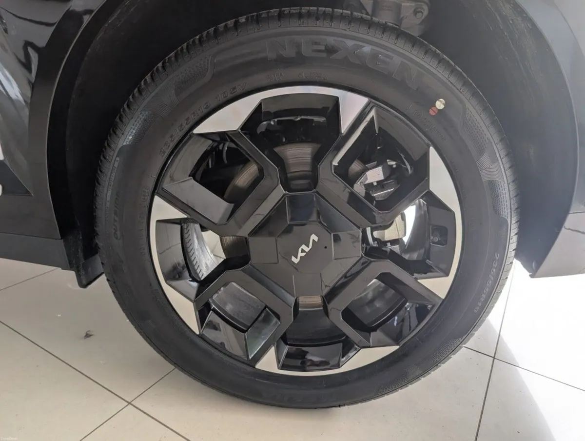 Kia EV5 GT Line With Sunroof - Image 3