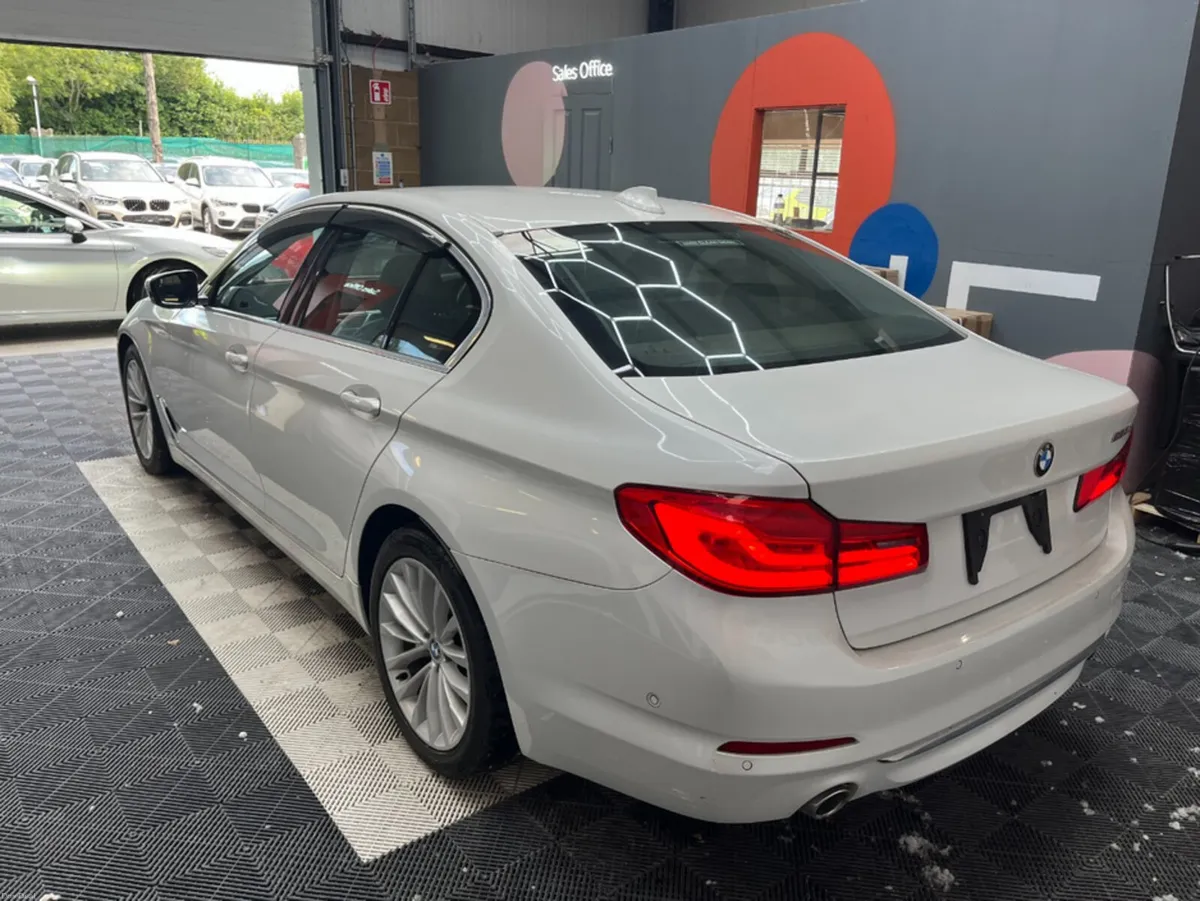 BMW 5-Series 2019 BMW 523D 2.0 AUTOMATIC / CRUISE - Image 4