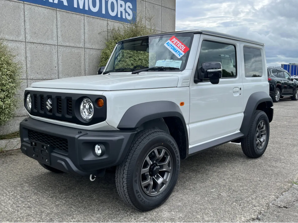 Suzuki Jimny SIERRA 4 SEAT AUTOMATIC 1.5 PETROL // - Image 5
