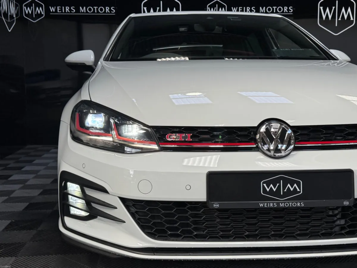 Volkswagen Golf GTI PERFORMANCE//AUTOMATIC//ONLY 1 - Image 5