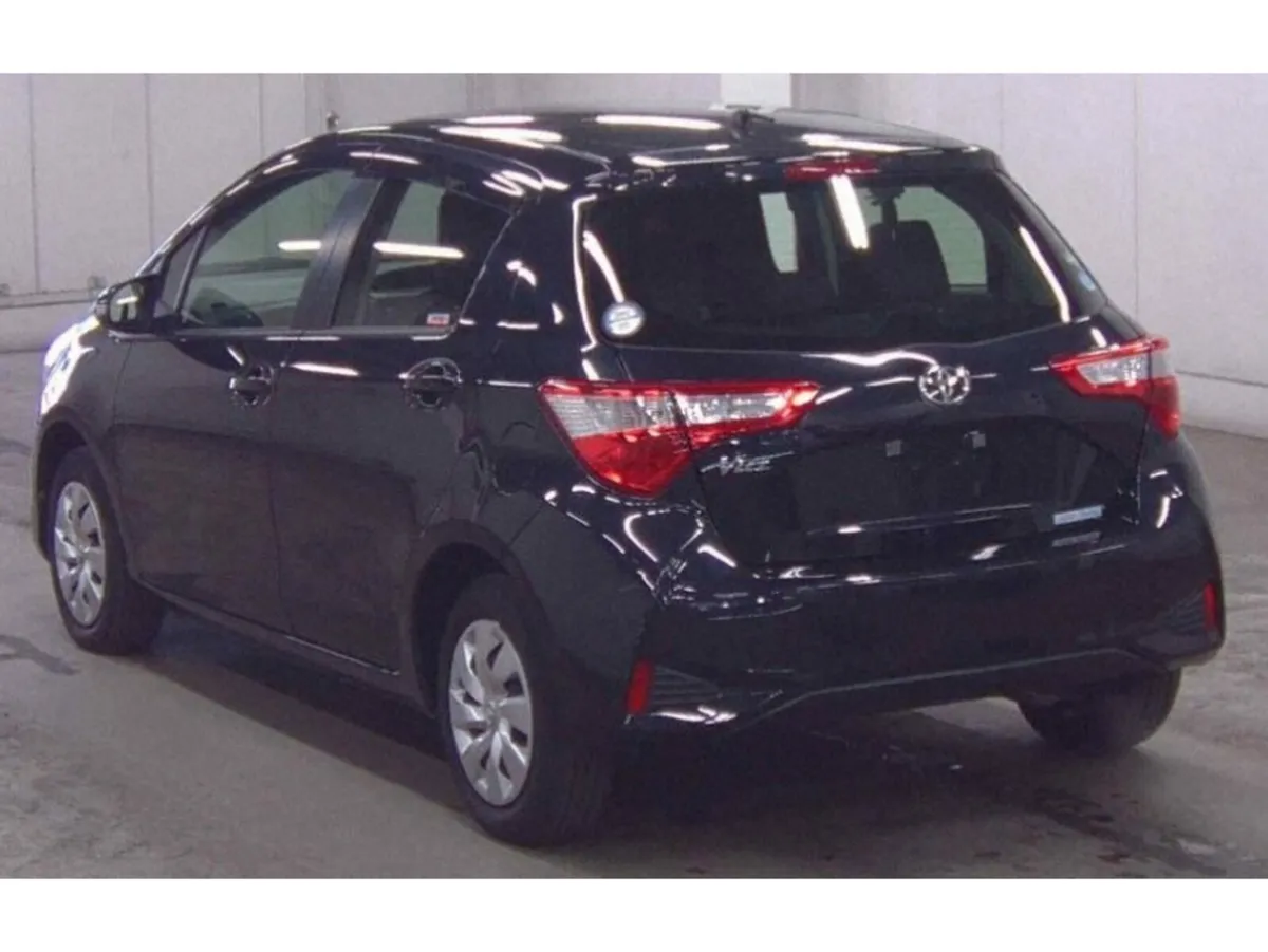 Toyota Vitz 1.0 Petrol Auto - Image 3