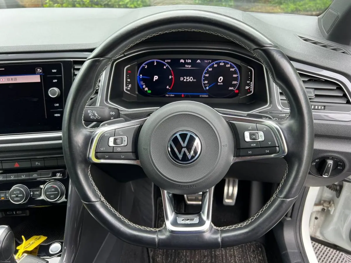 Volkswagen T-Roc R-LINE 2.0 TDI AUTO // FULL SERVI - Image 4