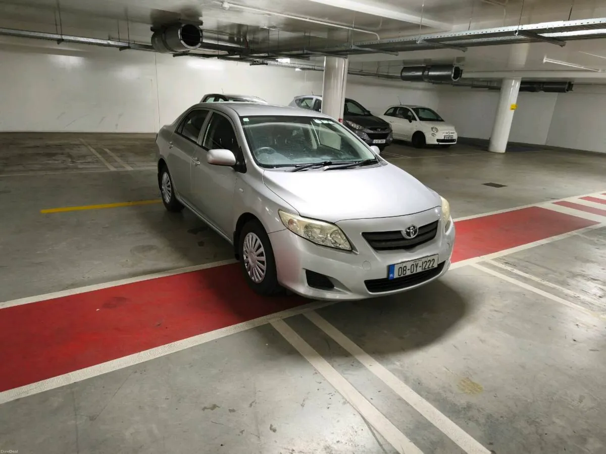 Toyota Corolla low km - Image 1