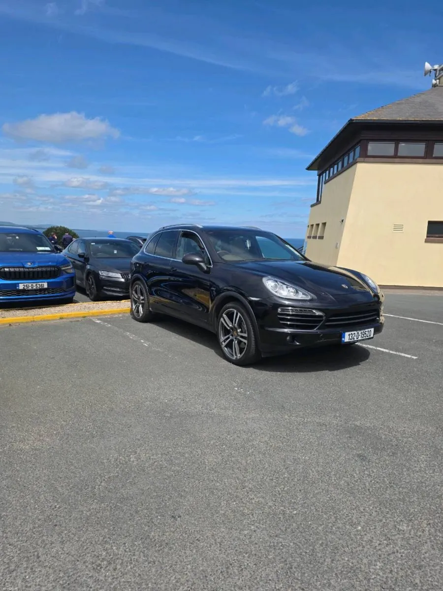 Porsche cayenne - Image 3