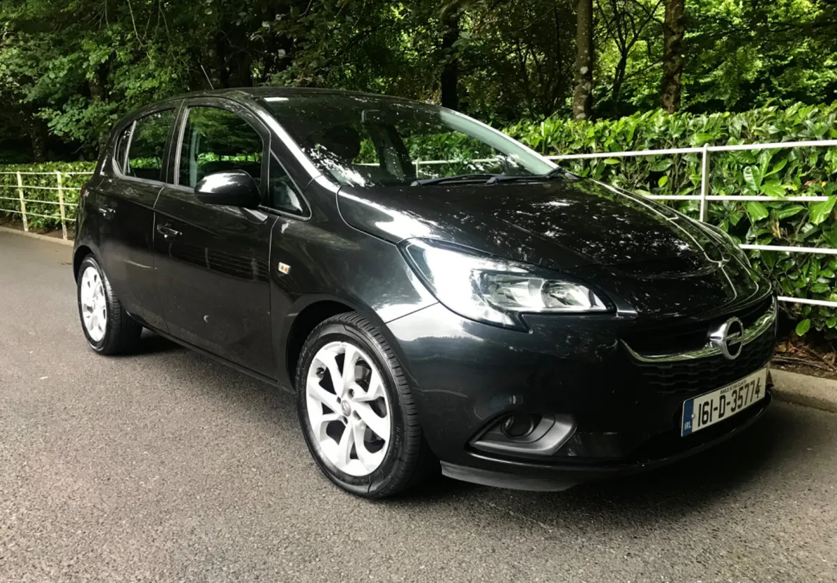 Opel Corsa 1.4 Deluxe Edition Only 120k kms MINT - Image 3