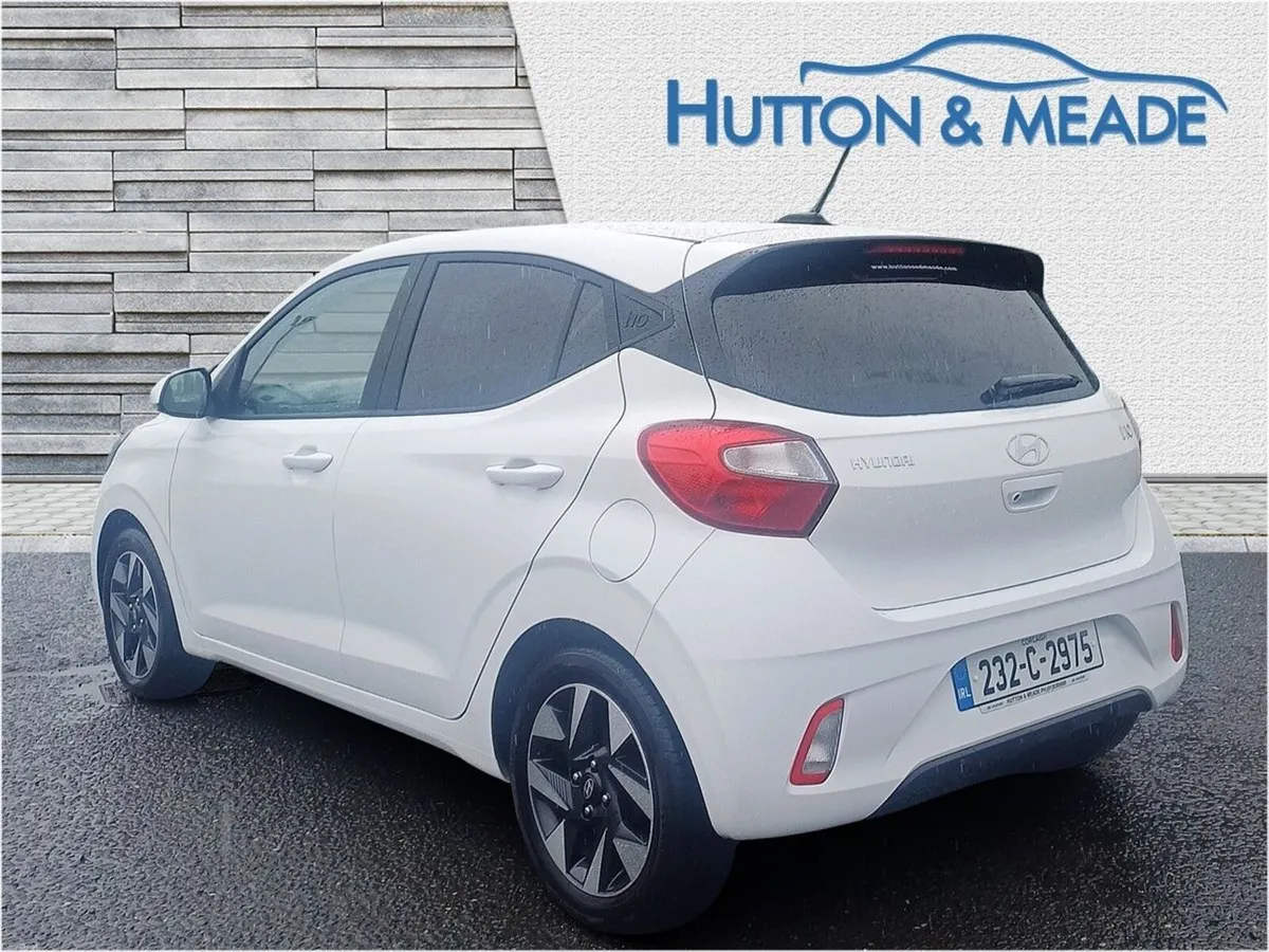 Hyundai i10 Delux Plus 1.0 Petrol 5dr - Image 3
