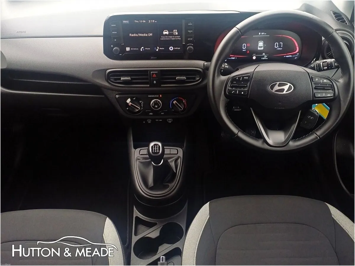 Hyundai i10 Delux Plus 1.0 Petrol 5dr - Image 4