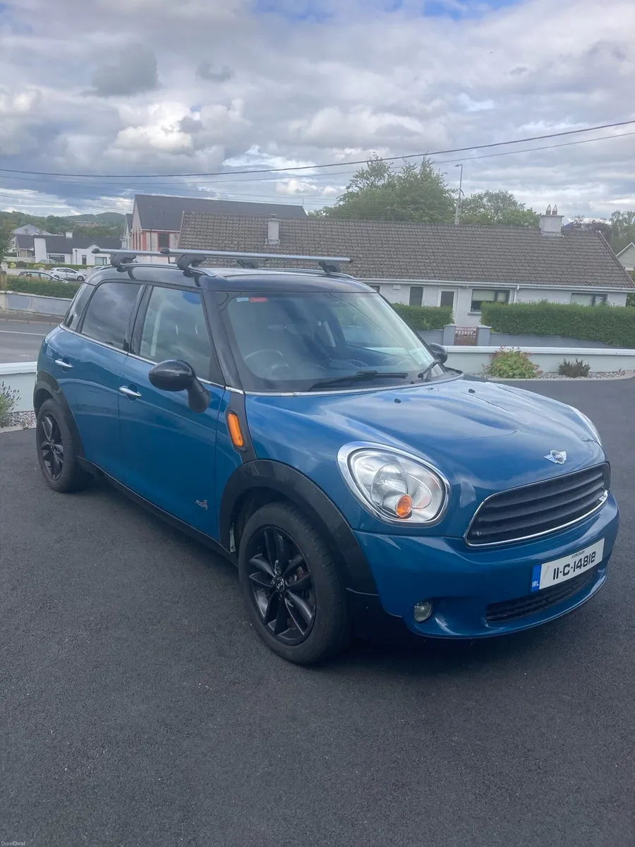 Mini Countryman - Image 2