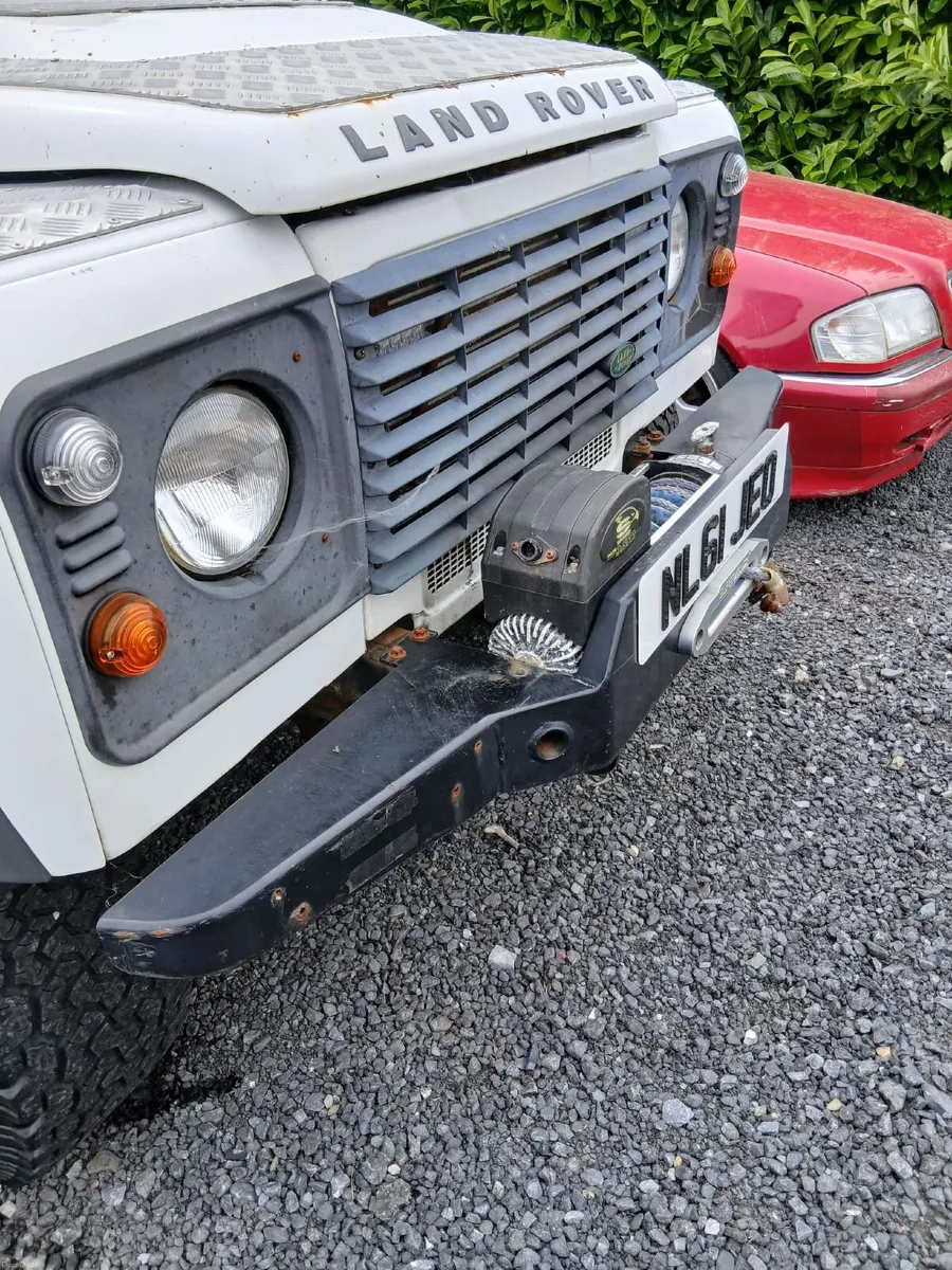 Land Rover Defender winch and bumper - Image 3