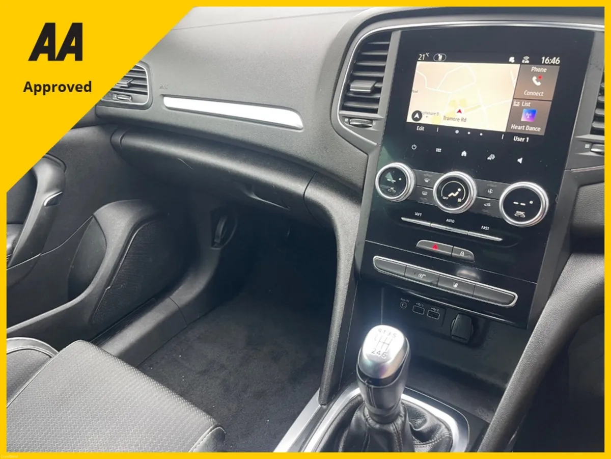 Renault Megane ICONIC BLUE DCI FREE DELIVERY - Image 3