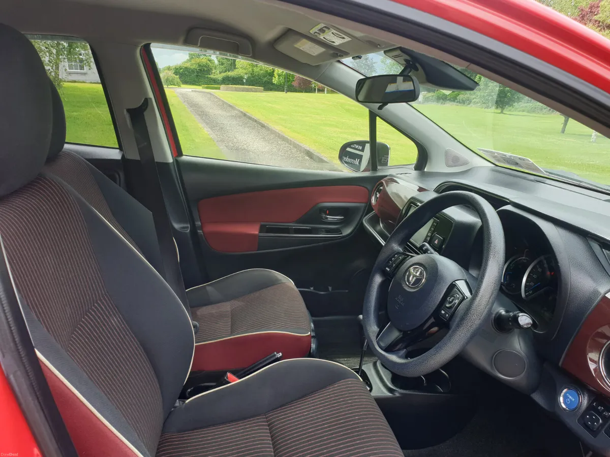TOYOTA VITZ/171/AUTO/P.HYBRID/ALARM/IMMOBILISER. - Image 4