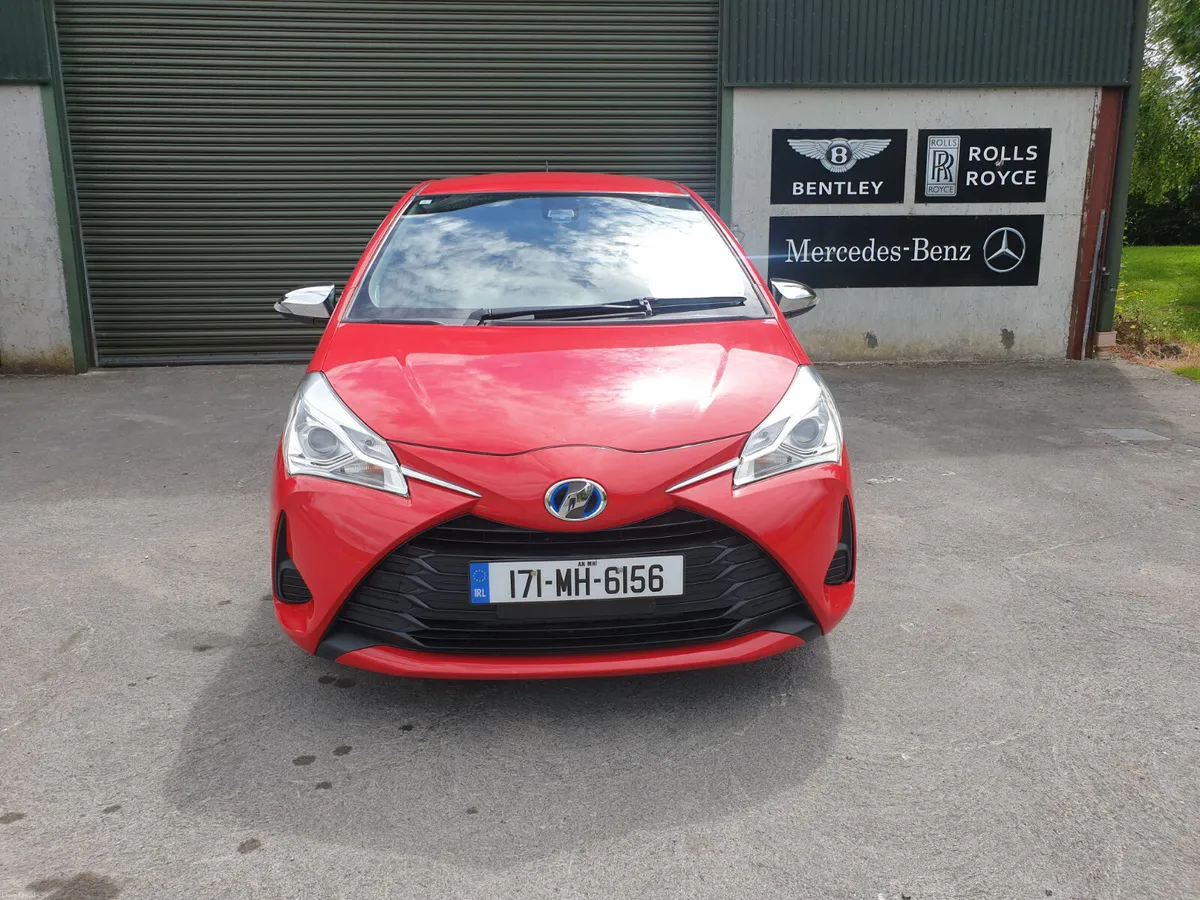 TOYOTA VITZ/171/AUTO/P.HYBRID/ALARM/IMMOBILISER. - Image 1