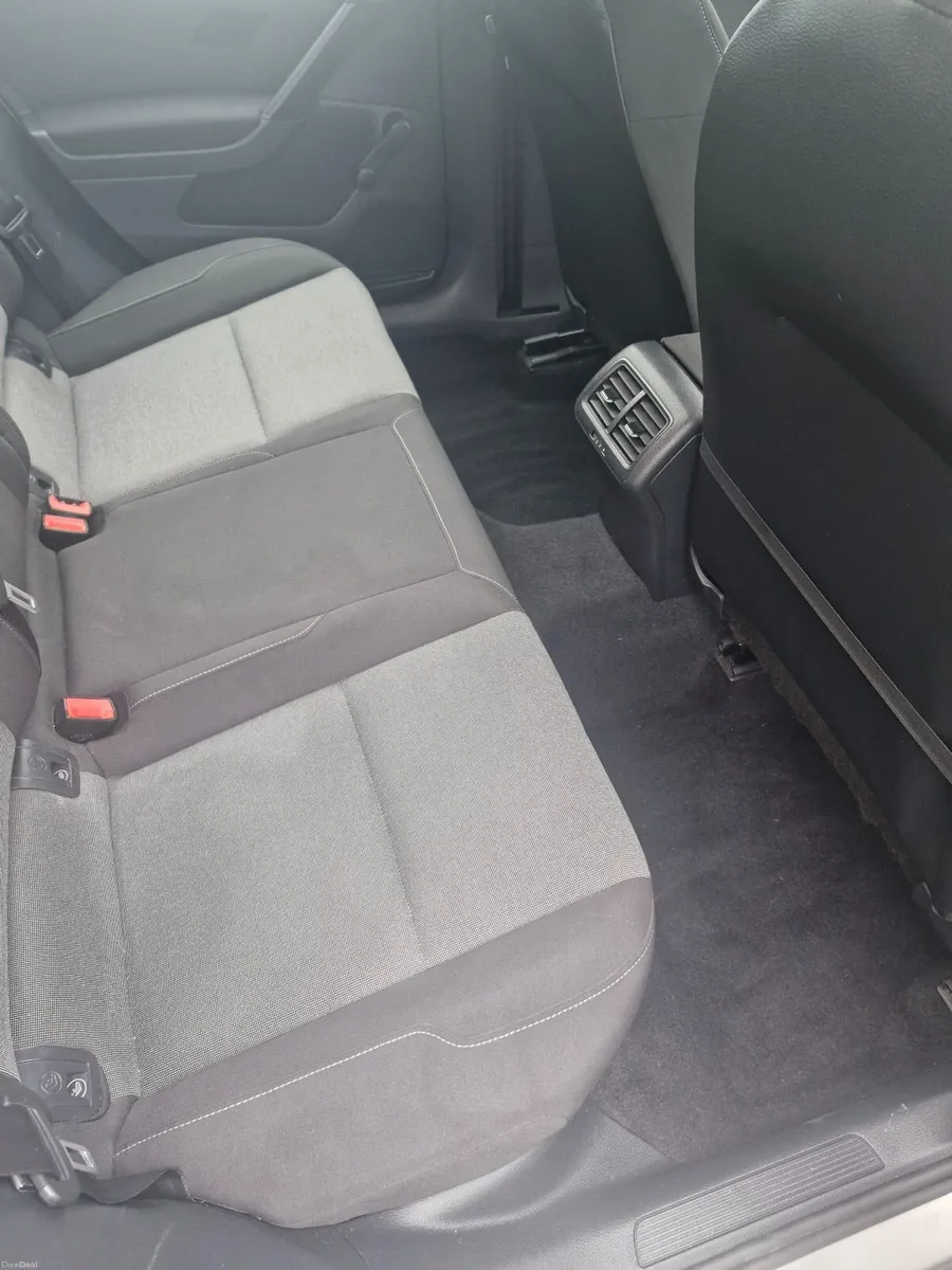 Volkswagen Golf 2014 - Image 3
