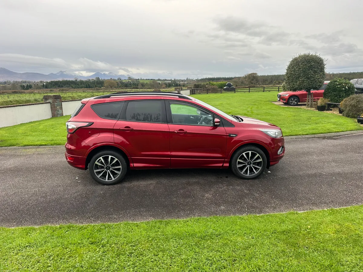 Ford Kuga ST- Line - Image 6