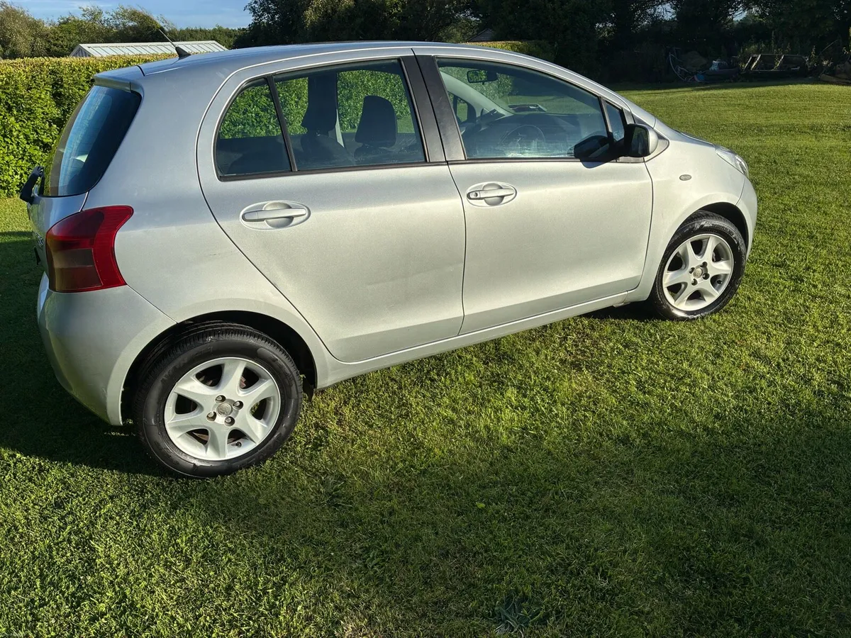 Toyota Yaris - Image 5