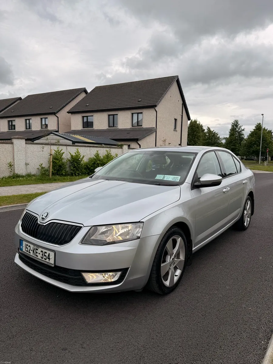 2015 Skoda Octavia Elegance Low Kilometres - Image 1