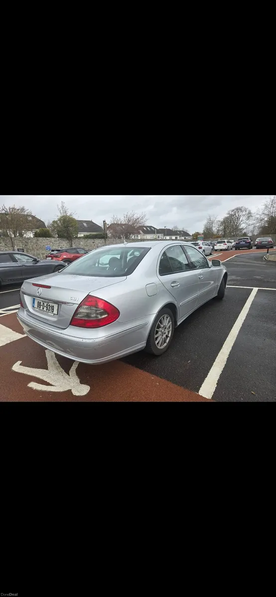 Automatic 2.0 diesel mercedes E 2009 - Image 3