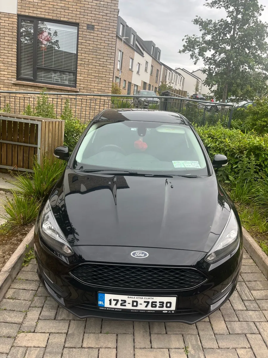 Ford Focus 2017 - Image 2