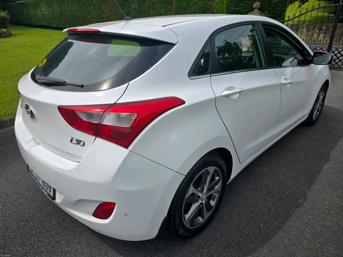 Hyundai I30 Low KM NEW NCT - Image 4