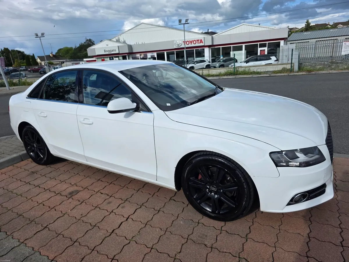 Audi A4 2010 - Image 3