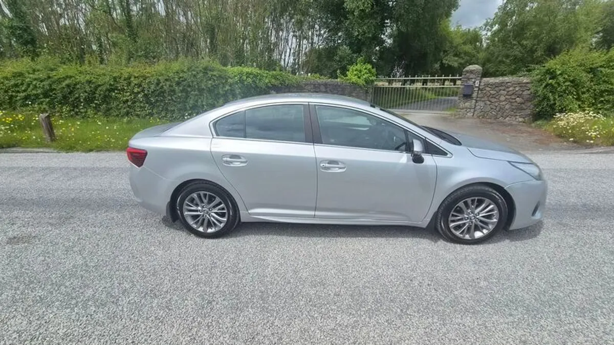 2016 Toyota Avensis - Image 3