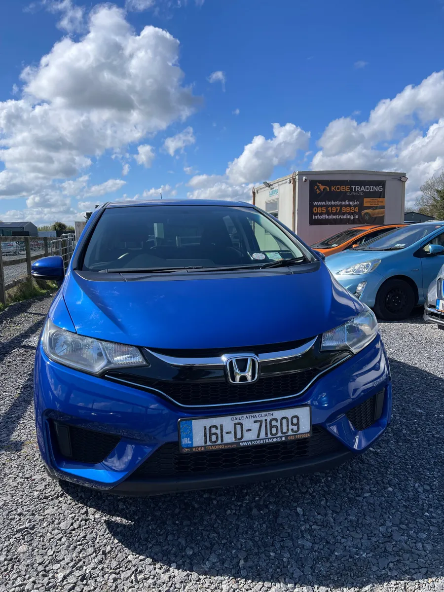 Honda Fit 2016 Hybrid automatic “Push Start” - Image 4