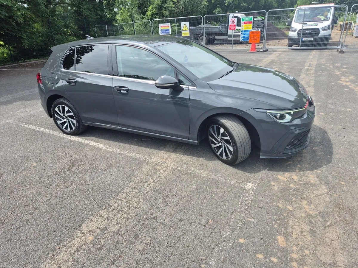 2023 Volkswagen Golf Mk8 eHybrid Style 204BHP - Image 3