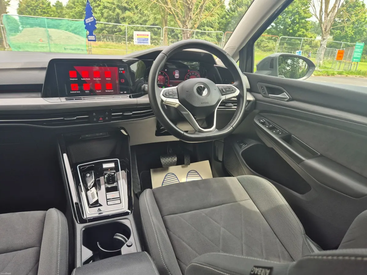 2023 Volkswagen Golf Mk8 eHybrid Style 204BHP - Image 4