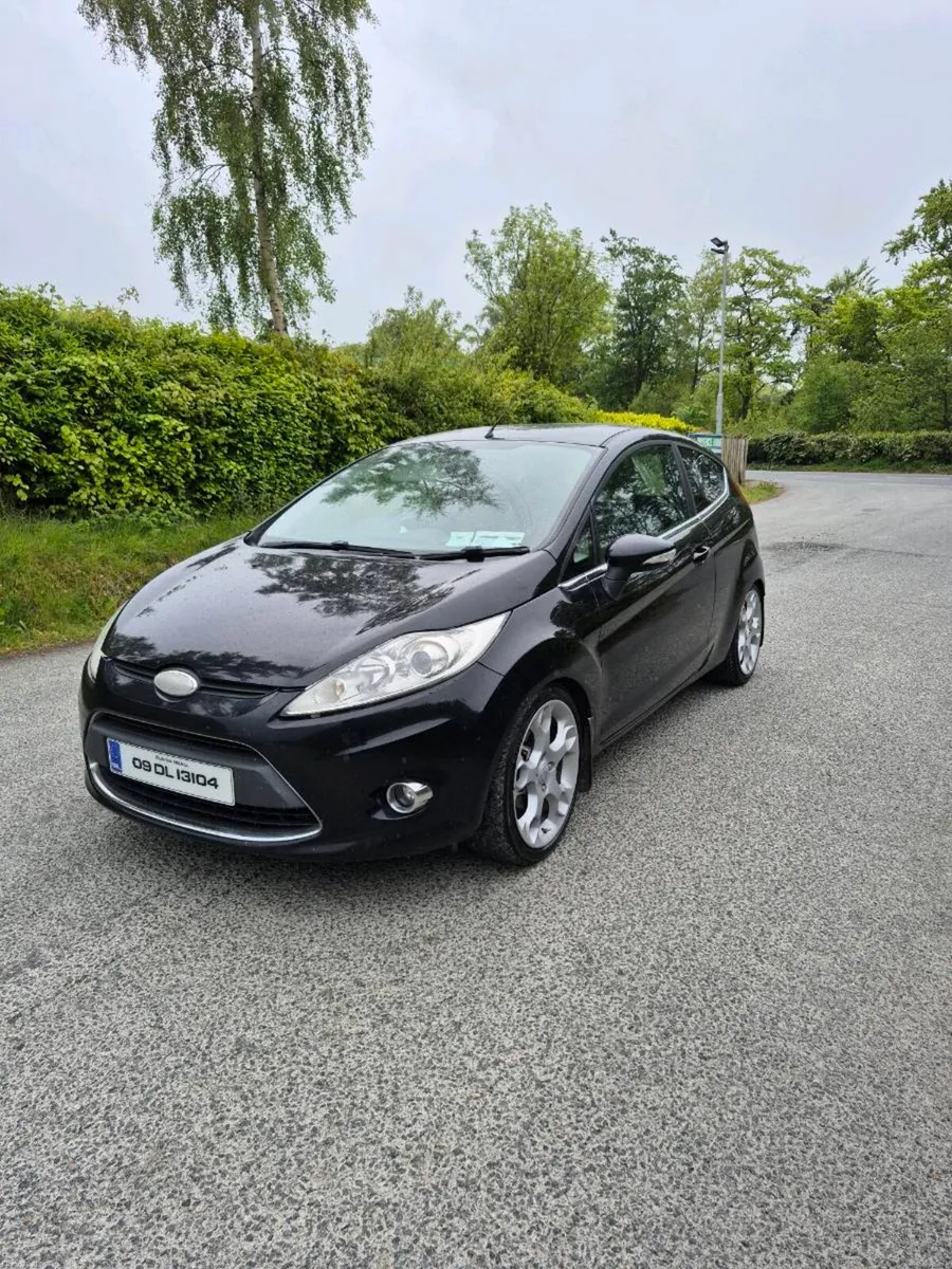 2009 Ford Fiesta Zetec 1.2 Petrol - Image 1