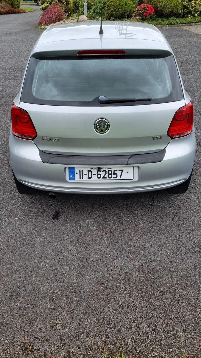 Volkswagen Polo 2011 Automatic - Image 2