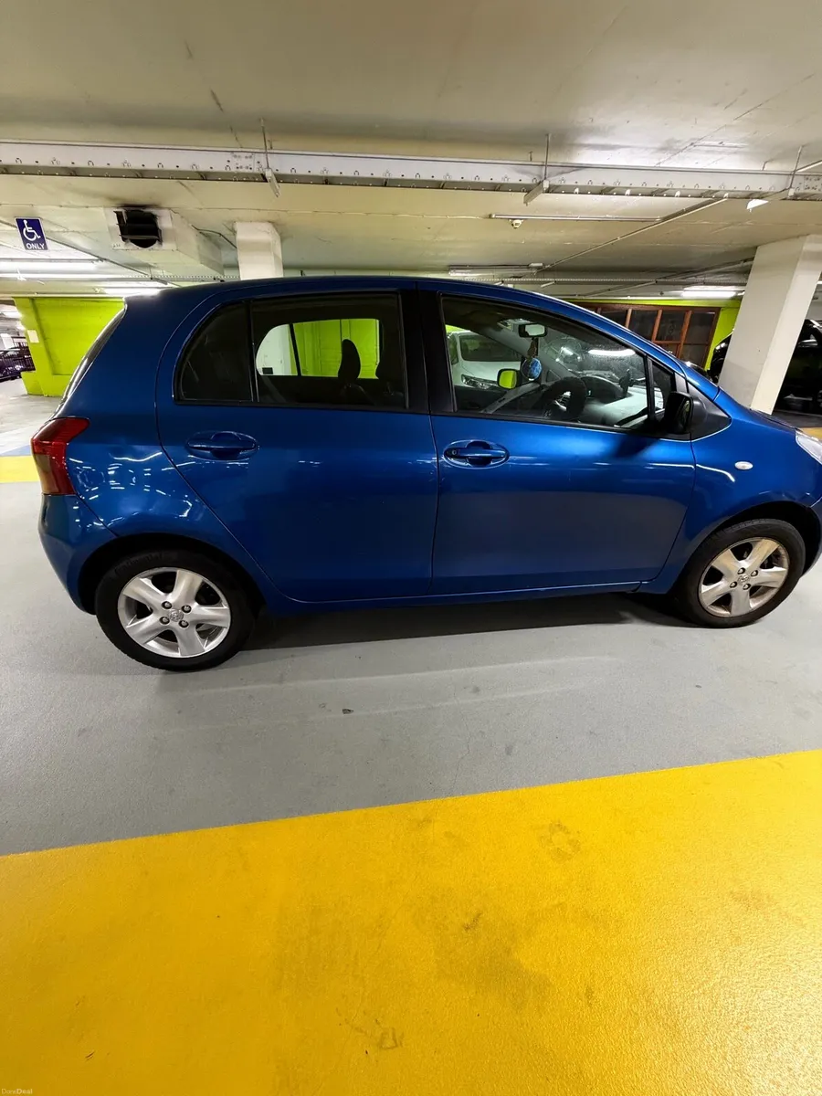Toyota Yaris Blue 2007 - Image 1
