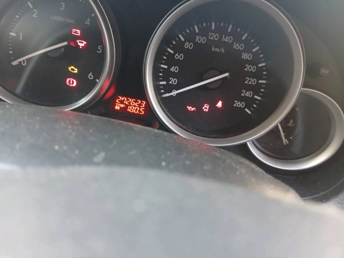 Mazda 6 - Image 2