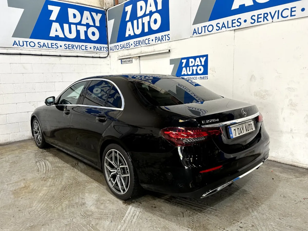 Mercedes-Benz E-Class D E220 4DR AUTO AVANTGARDE - Image 5