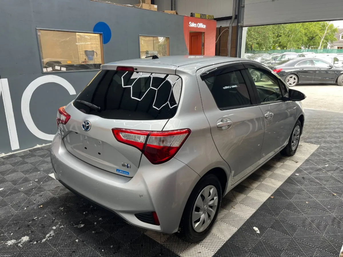 Toyota Vitz 2019 TOYOTA VITZ HYBRID F 1.5 AUTOMATI - Image 2