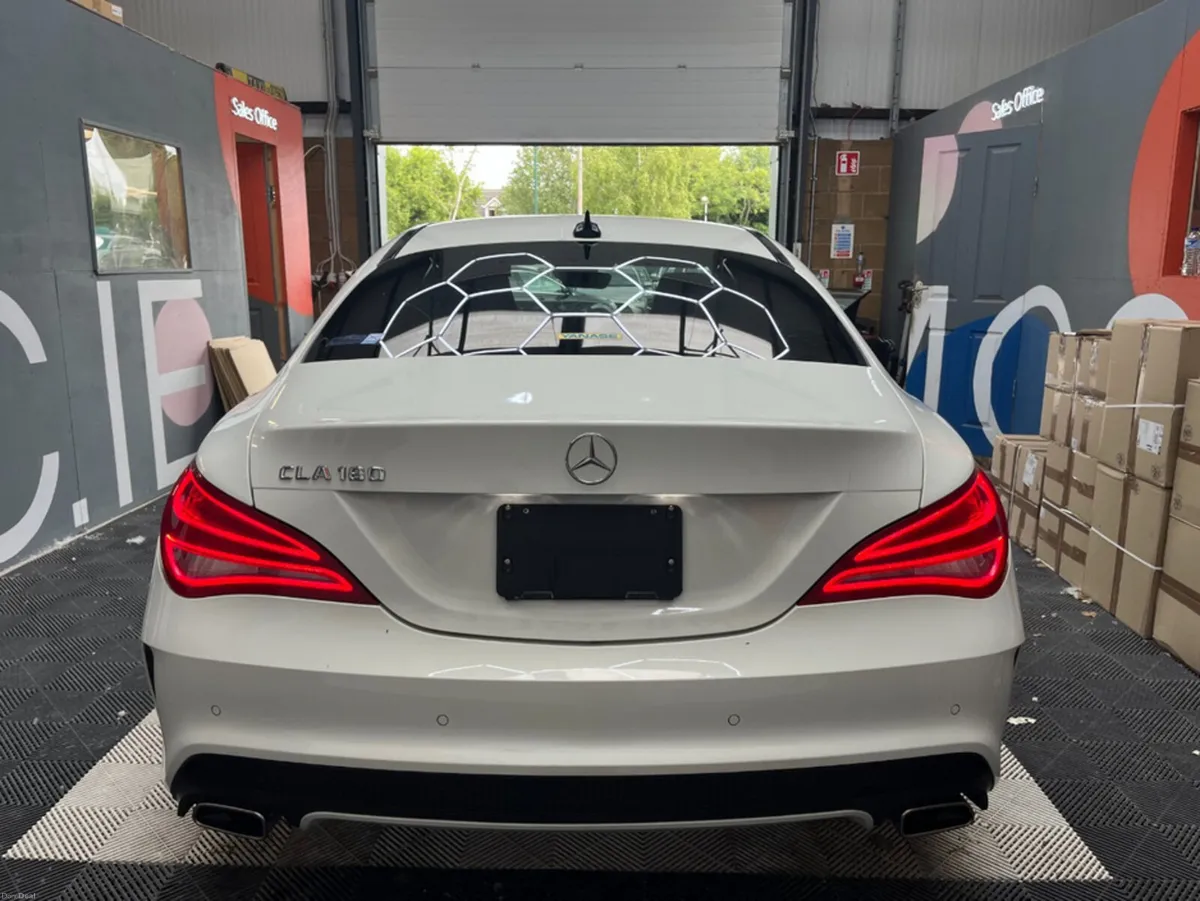 Mercedes-Benz CLA 2015 MERCEDES-BENZ CLA180 1.6 AU - Image 3