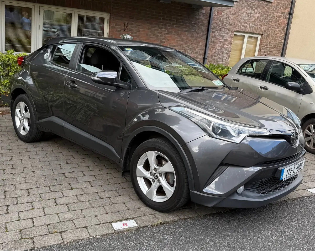 2017 172 Toyota C-HR 1.2 Turbo Petrol - Image 1