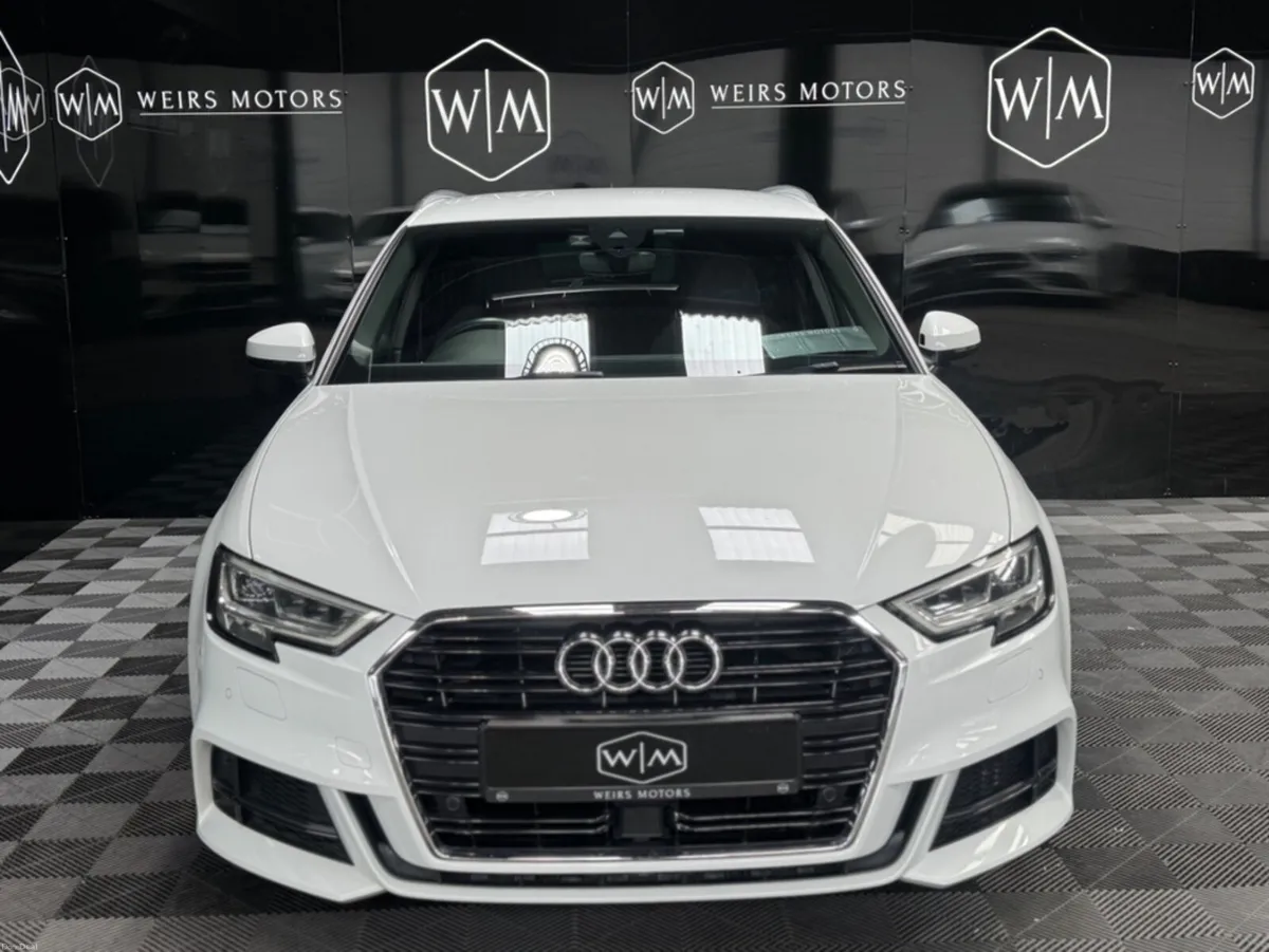 Audi A3 S-LINE//AUTOMATIC//HATCHBACK//ONLY 47,564K - Image 4
