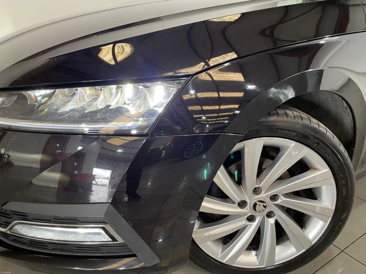 Skoda Octavia STYLE 2.0 TDI 150HP 5DR - Image 5