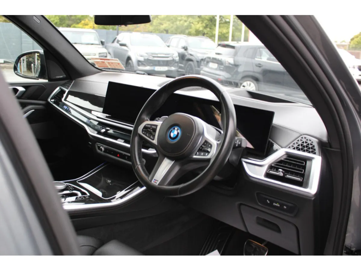 BMW X5 XDRIVE50E M SPORT AUTO - Image 2