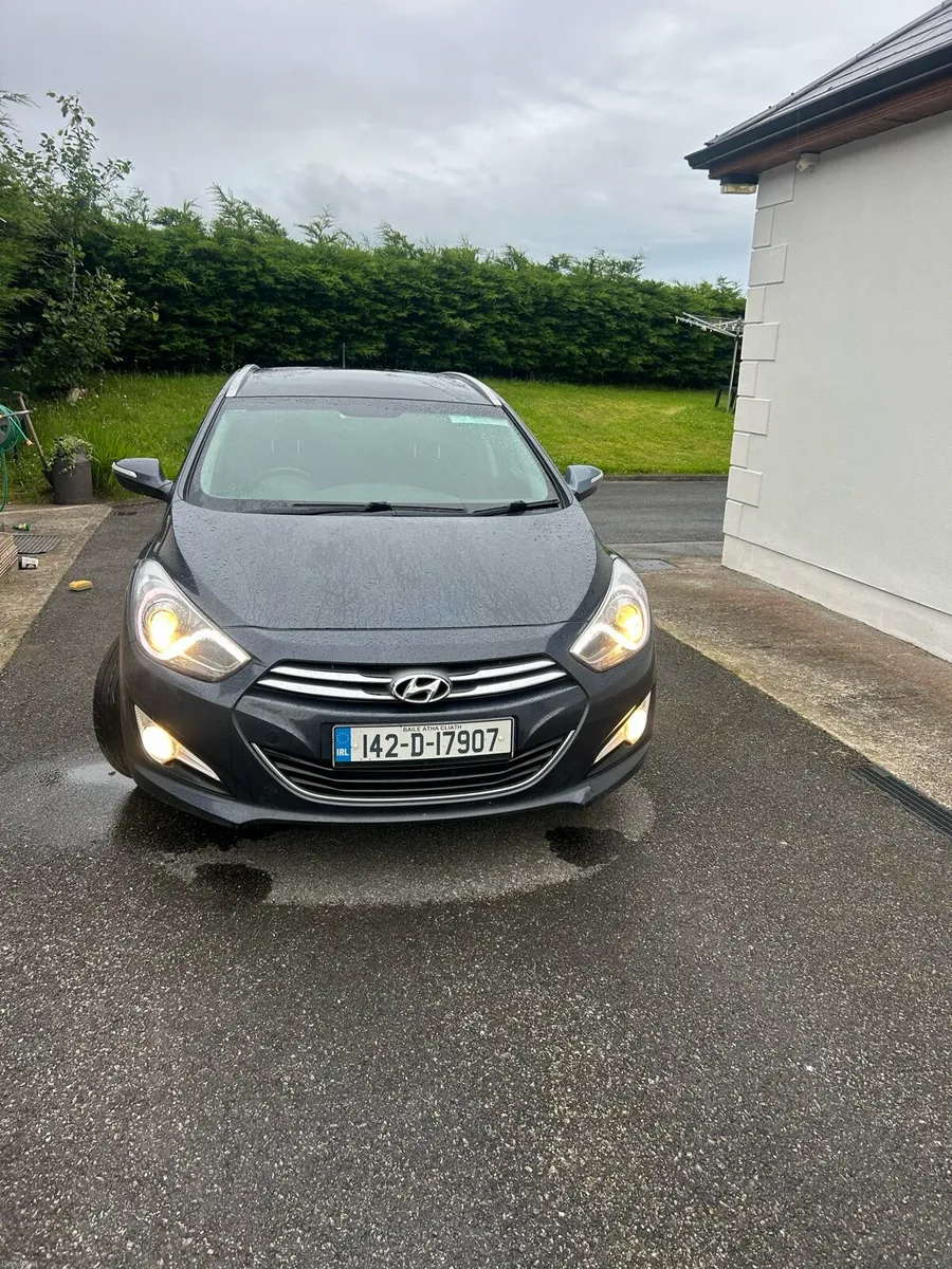 Car - Image 1