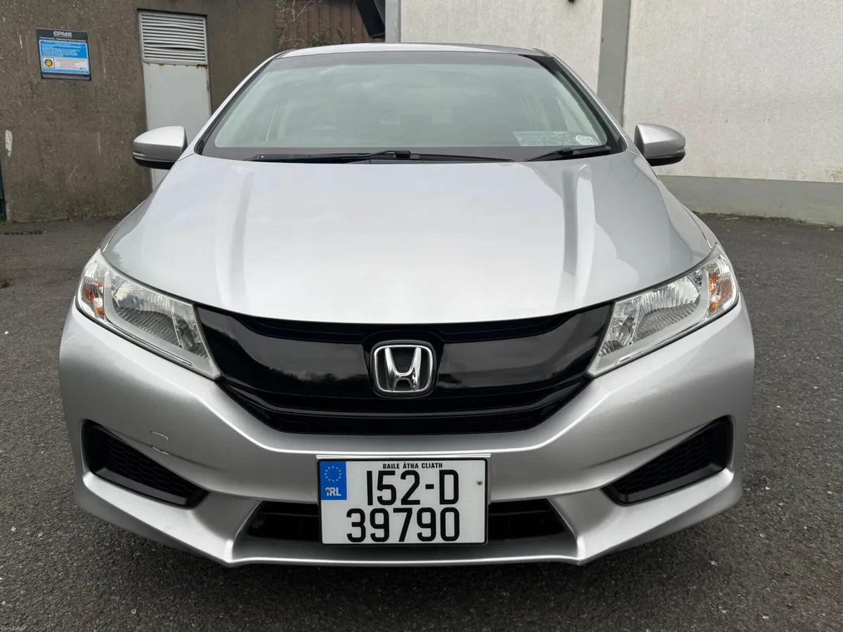 Honda Grace 2015 Automatic 1.5. - Image 3