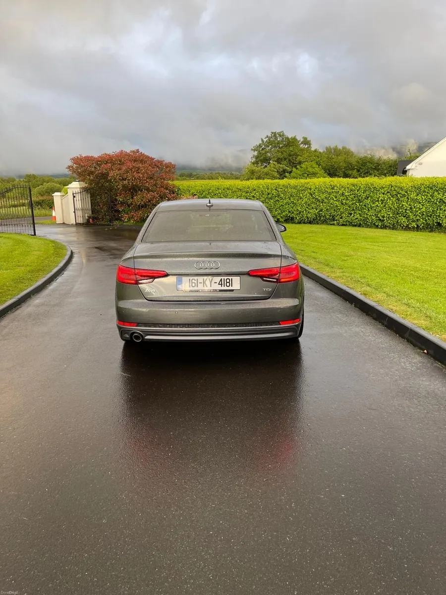 2016 Audi A4 TDI S Line Black Edition - Image 4