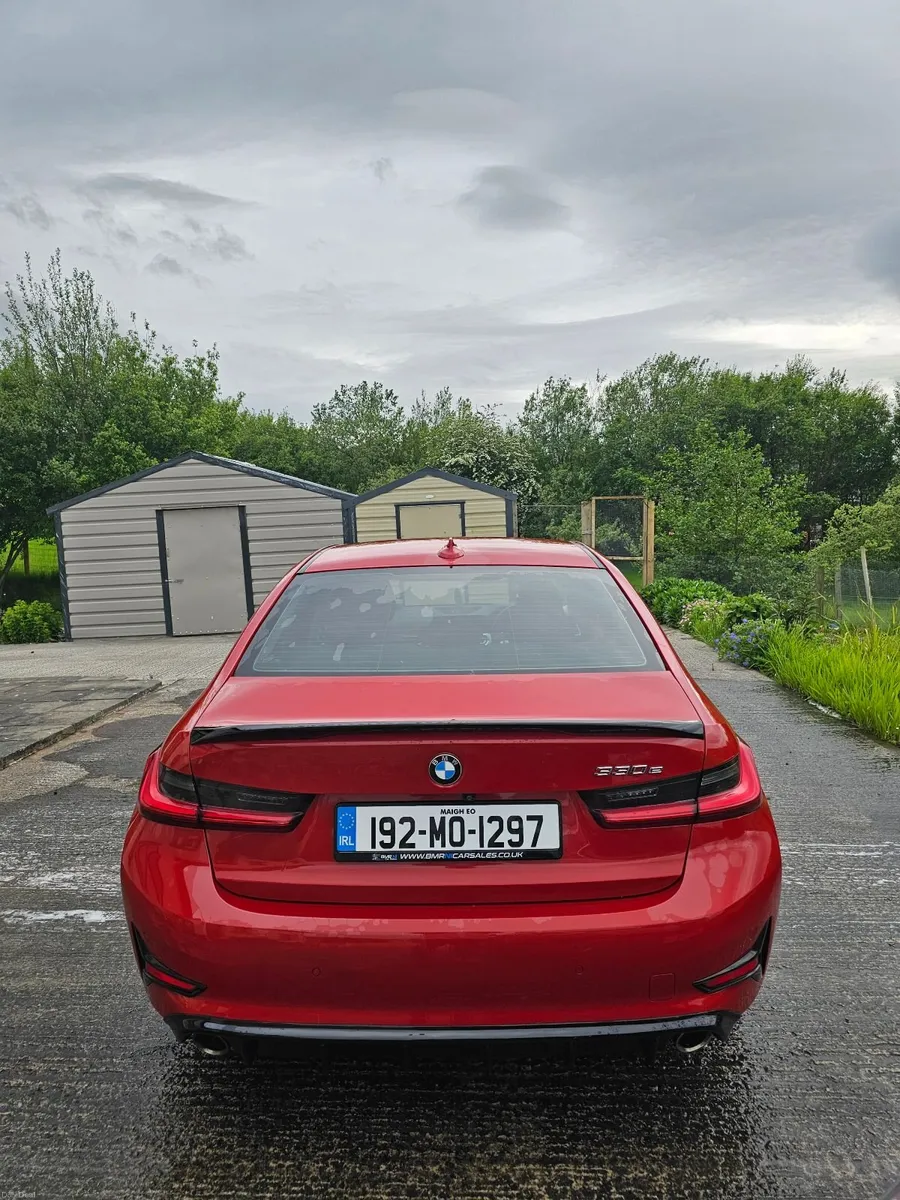 BMW 3-Series 2019 - Image 5