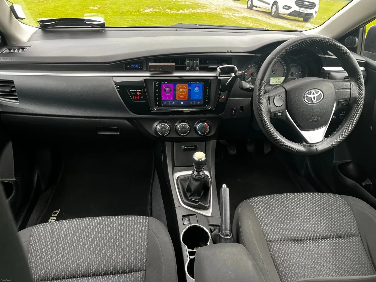 2014 Toyota Corolla 1.4 D-4D Terra — Diesel - Image 2