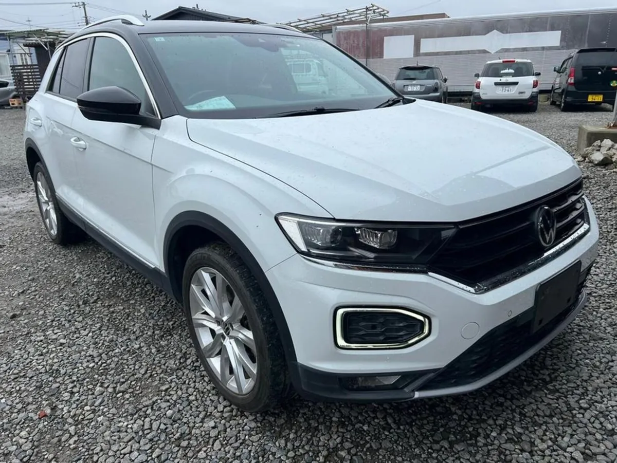 Volkswagen T-Roc Sport - Image 1