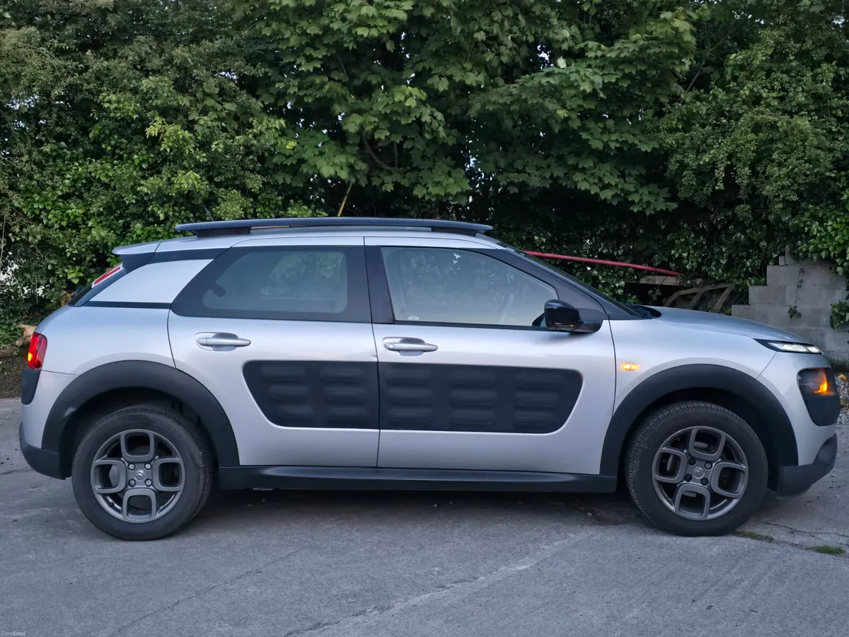 Citroen C4 Cactus 2015 automatic diesel ⛽️ €4900 - Image 5