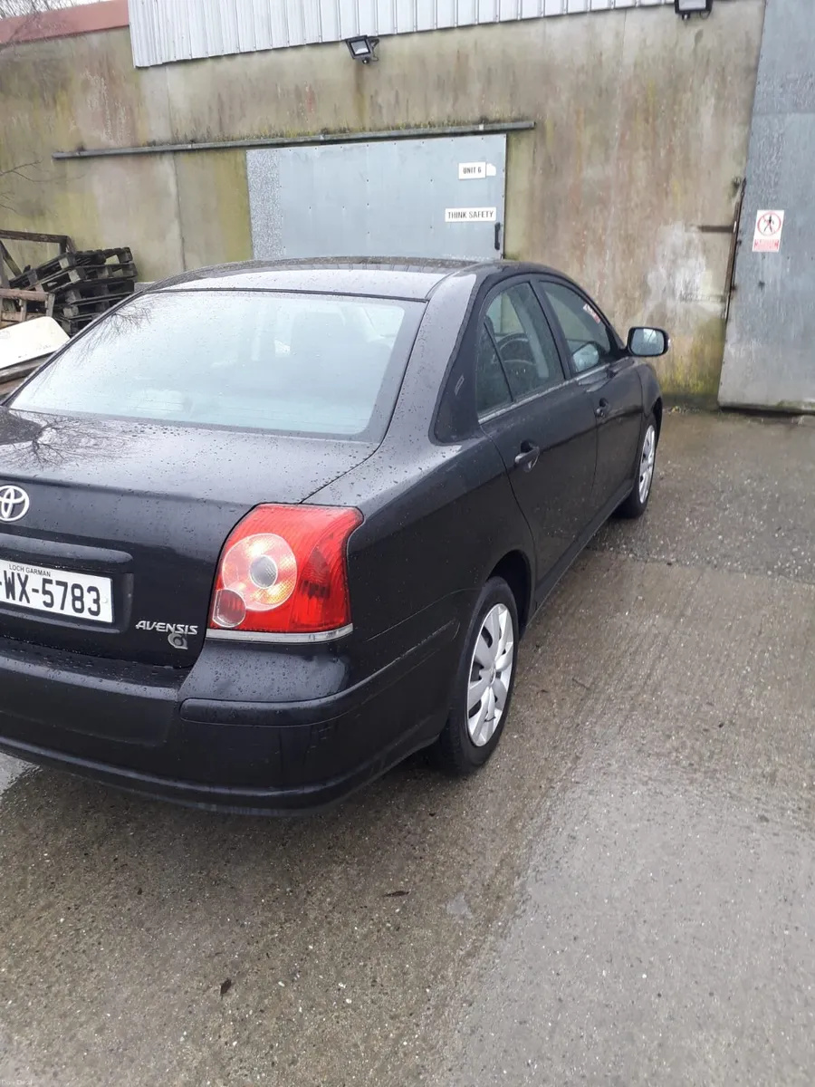 Toyota avensis - Image 3